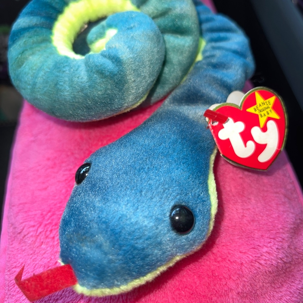 Ty Beanie babies hissy the snake tie dye blue and green